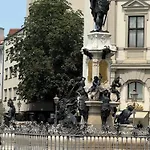 New Luxury 3 At Rathausplatz Augsburg