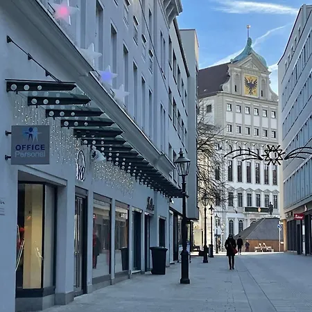Goldenkey-Suites - Luxury Suite 'Leopold Mozart' - 3 Rooms - Air Conditioning - Prime Location Rathausplatz Augsburg Аугсбург