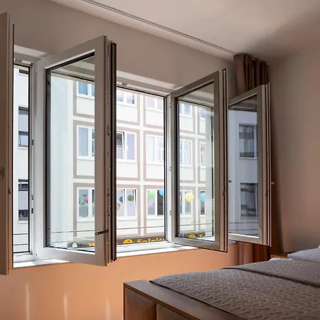 Goldenkey-Suites - Luxury Suite 'Leopold Mozart' - 3 Rooms - Air Conditioning - Prime Location Rathausplatz Augsburg Аугсбург