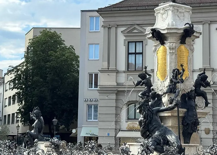 Apartment New Luxury 3 At Rathausplatz *